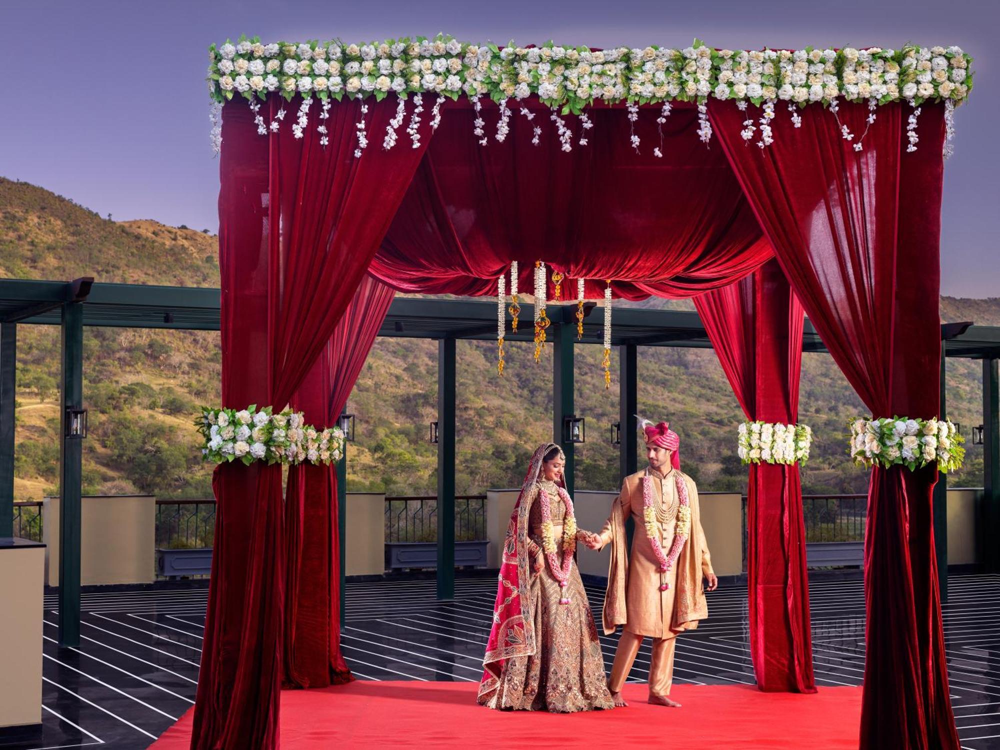 Radisson Blu Resort Kumbhalgarh Exteriör bild
